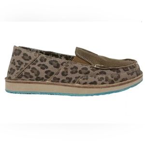 Very G. Brown cheetah sneaker.